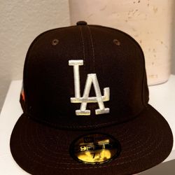 CAP CITY BROWN LA FITTED 7 1/8 Pink UV