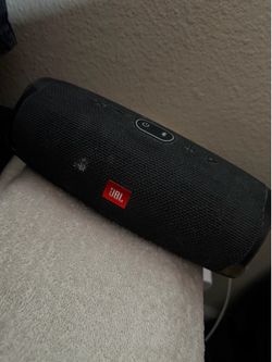 JBL CHARGE 4
