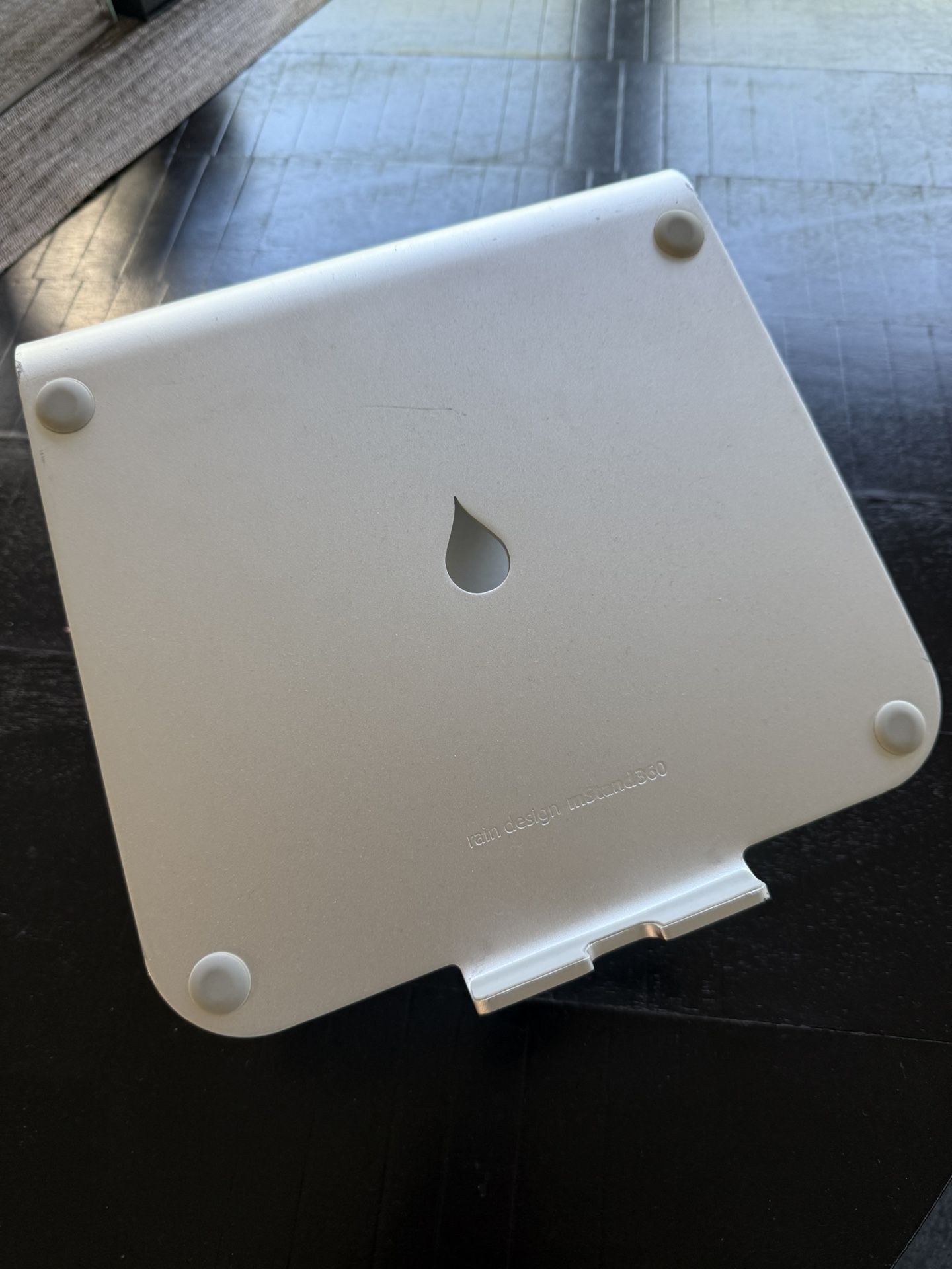 Rain Design mStand 10"W x 7.5"D Aluminum Laptop Stand, Silver (used)