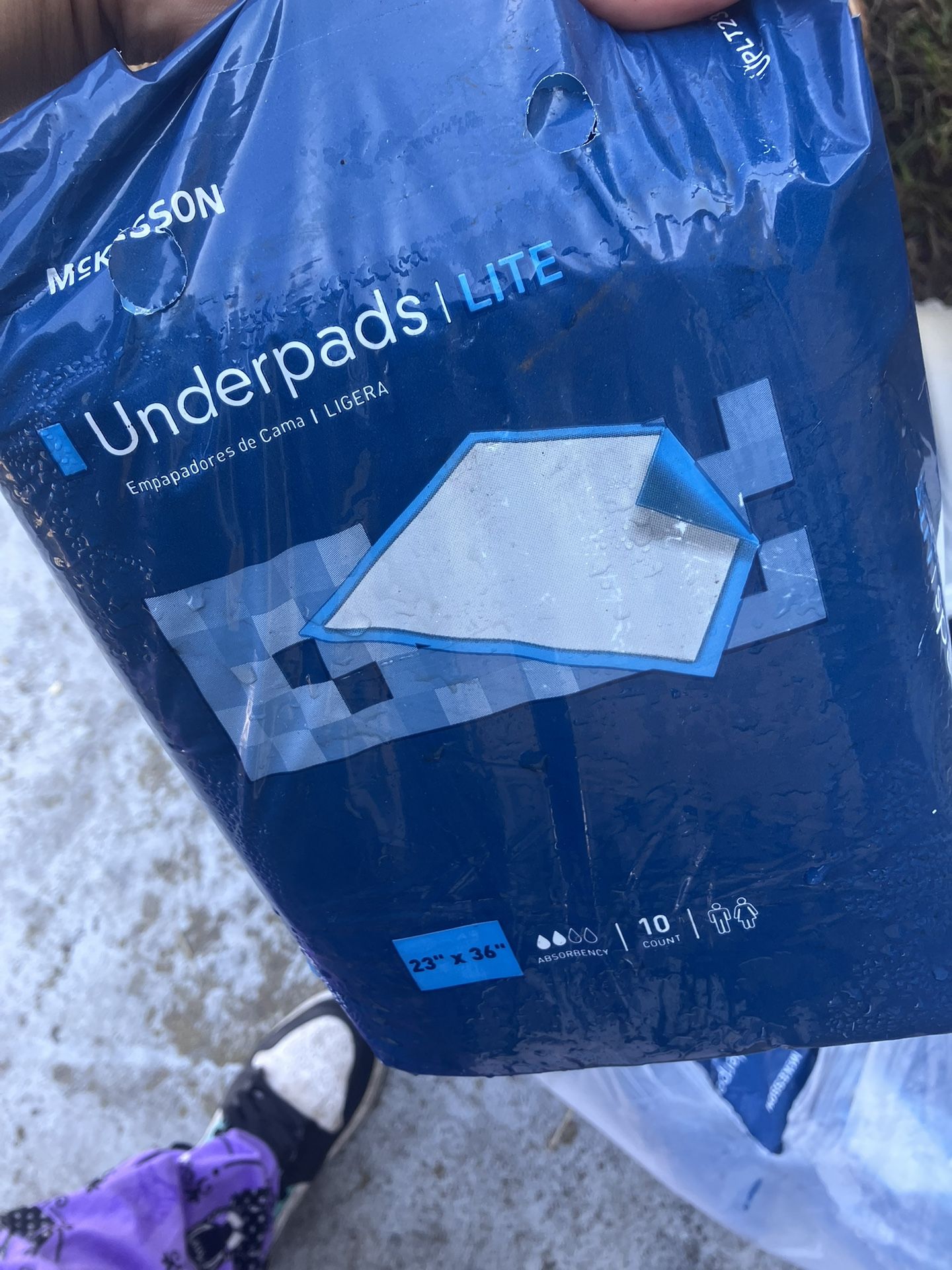 13. Brand new dog pads, 10 count.