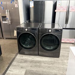 🔥LG 4.5 CUBIC FT. FRONT LOAD WASHER AND GAS DRYER LAUNDRY PAIR🔥 CAN BE STACKED OR SIDE TO SIDE🔥
