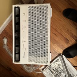 Mini AC window unit