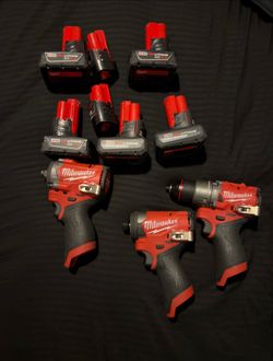 Milwaukee m12