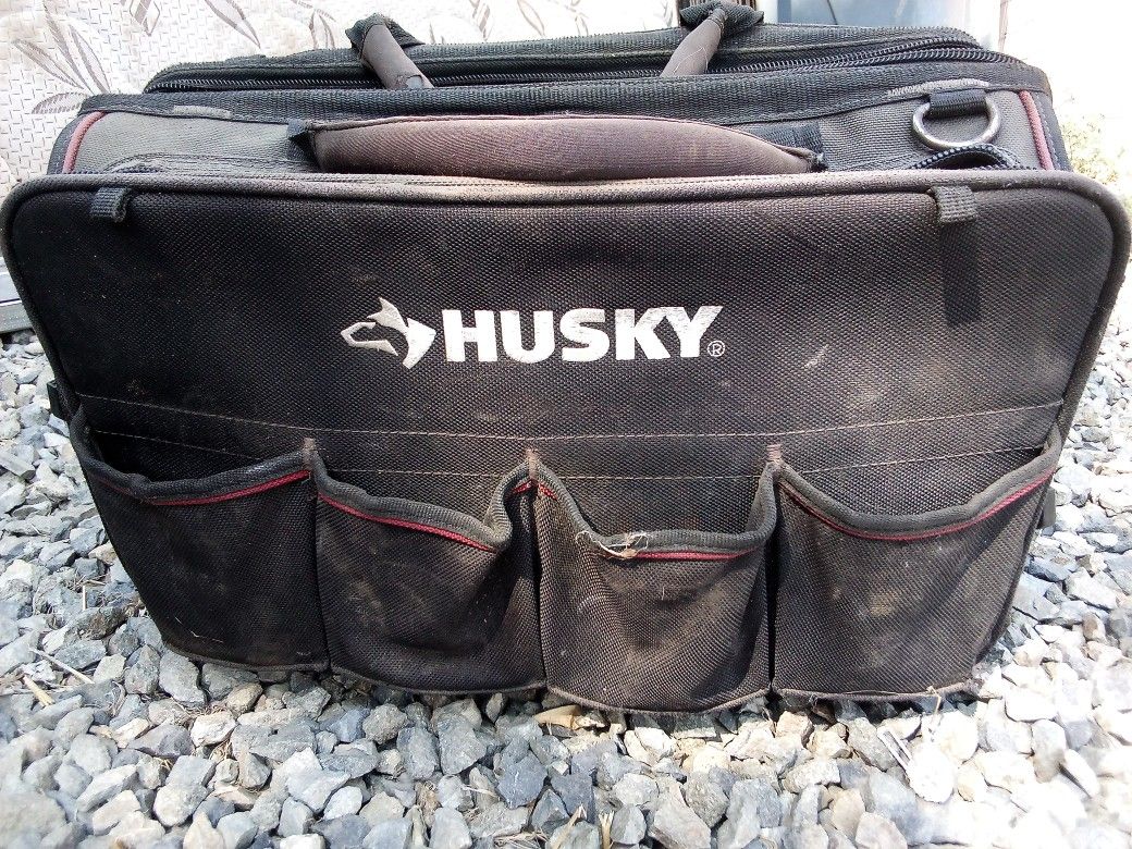 Heavy Duty HUSKY 20" ALL TRADE TOOL BAG