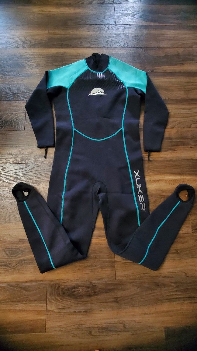 NEW - Woman/Man Full Body Wet Suit - Large