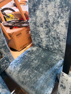 Free Chairs