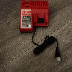 M18 - M12 Battery Charger