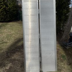 Folding Ramp 6FT