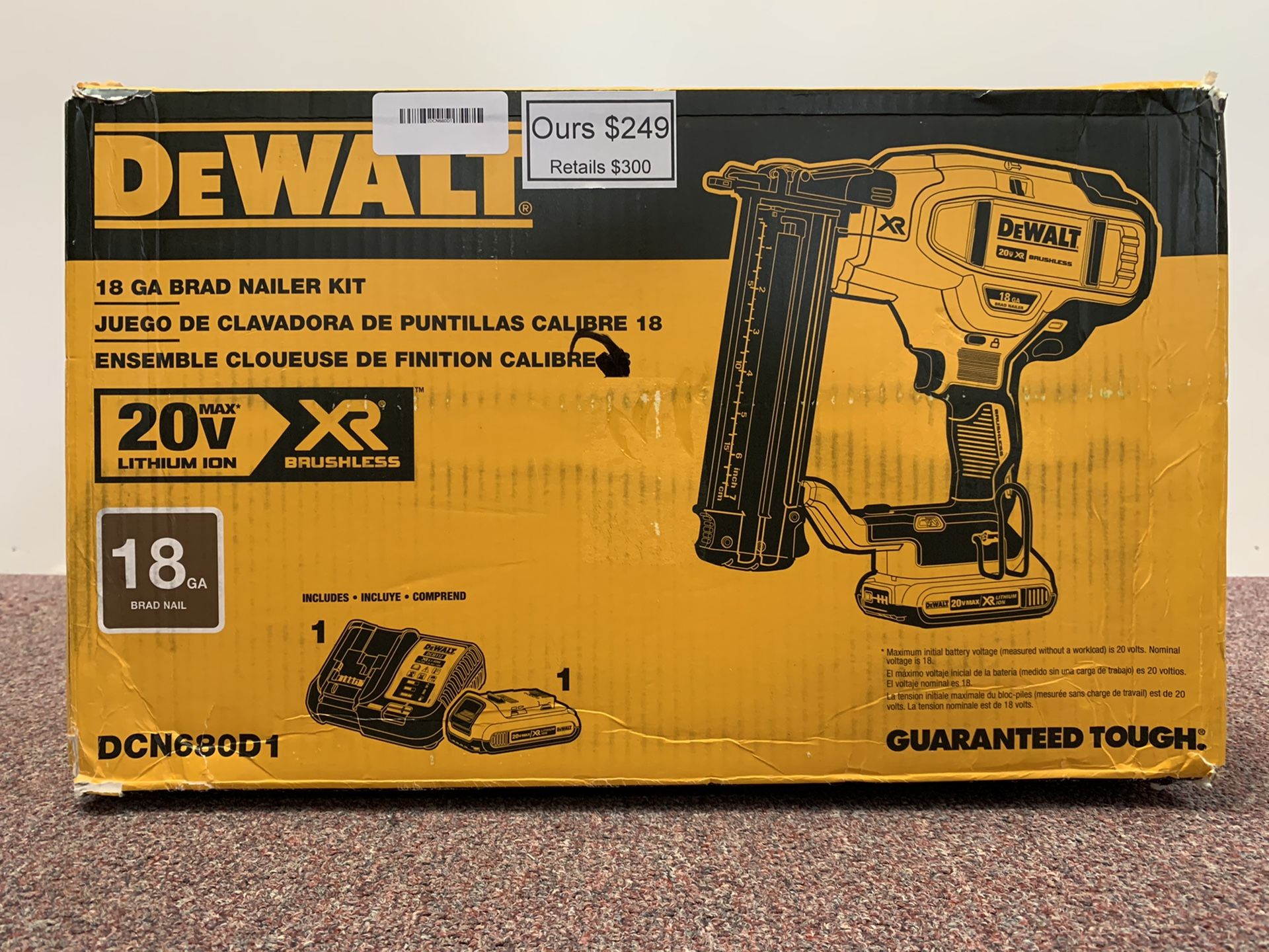 New 20v Dewalt brad nailer kit - DCN680D1