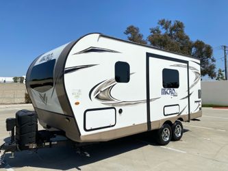 2018 micro light by Flagstaff