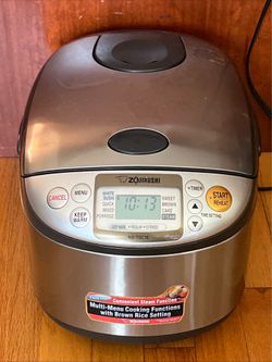Zojirushi 10 Cups Micom Rice Cooker And Warmer NS-TSC18, works good!