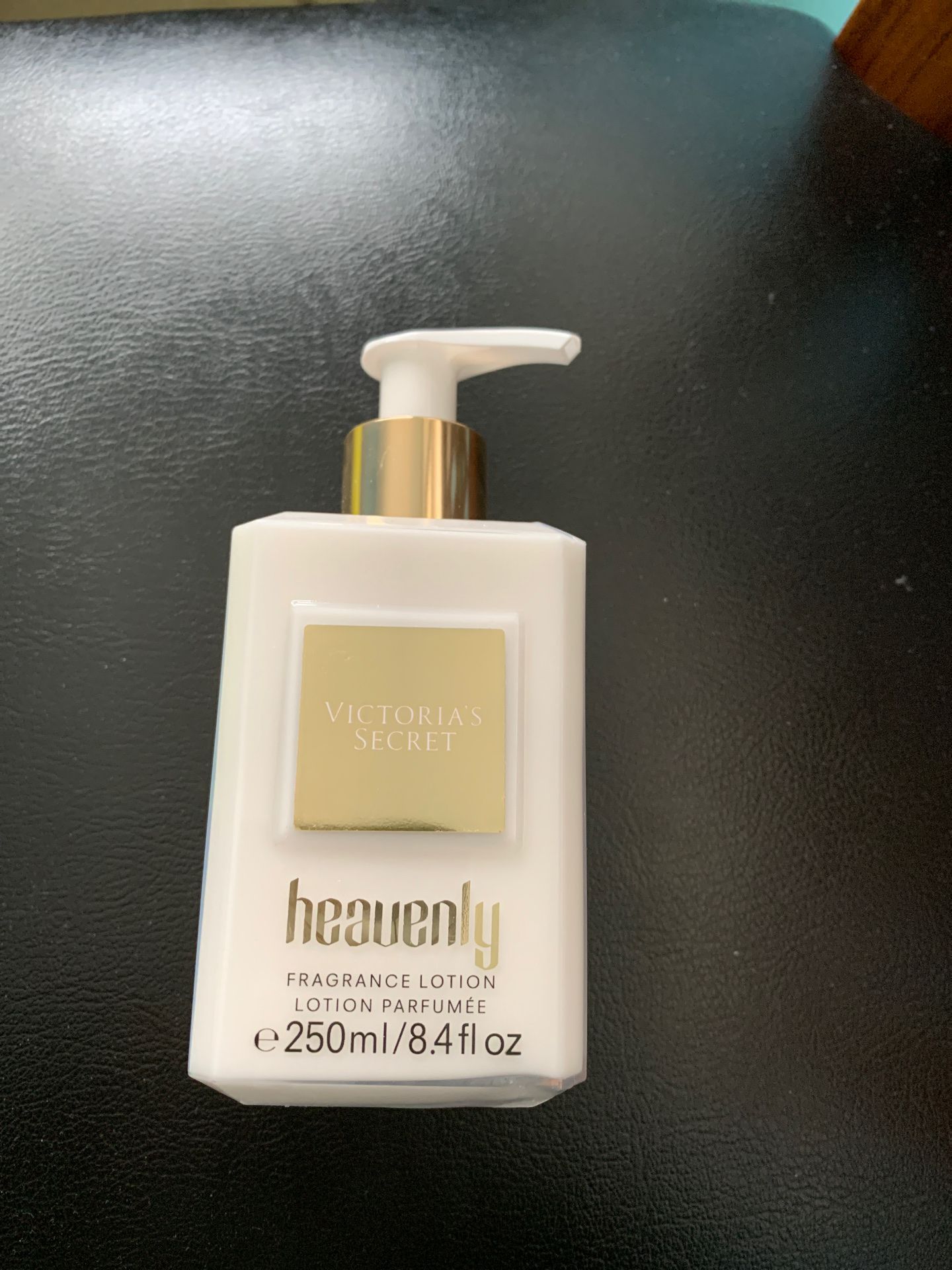 Victoria’s secret heavenly fragrance lotion