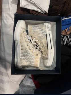 Dior B23