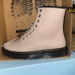 Dr. Martens 