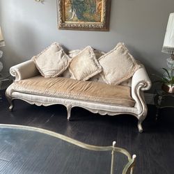 Luxury Classic Sofa and Chair