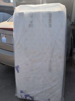 Small mattress crib or small bed