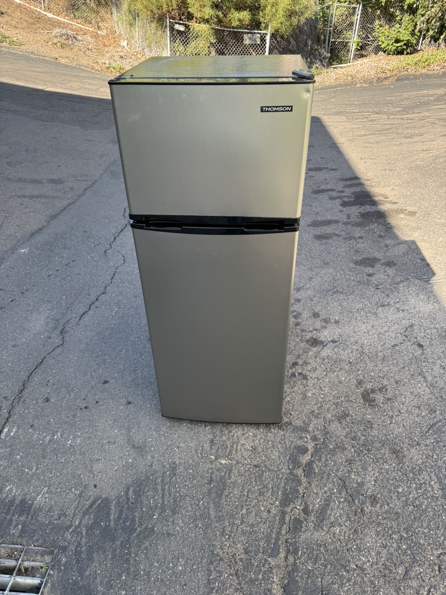 55” Tall Mini Beverage/food Cooler With Freezing Section In Stainless Look Free Local Delivery 