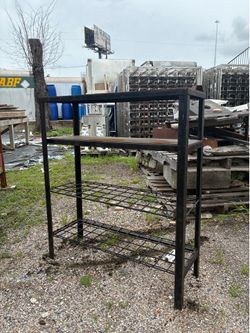 Heavy duty shelving