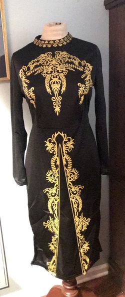 Black dress w/ gold print