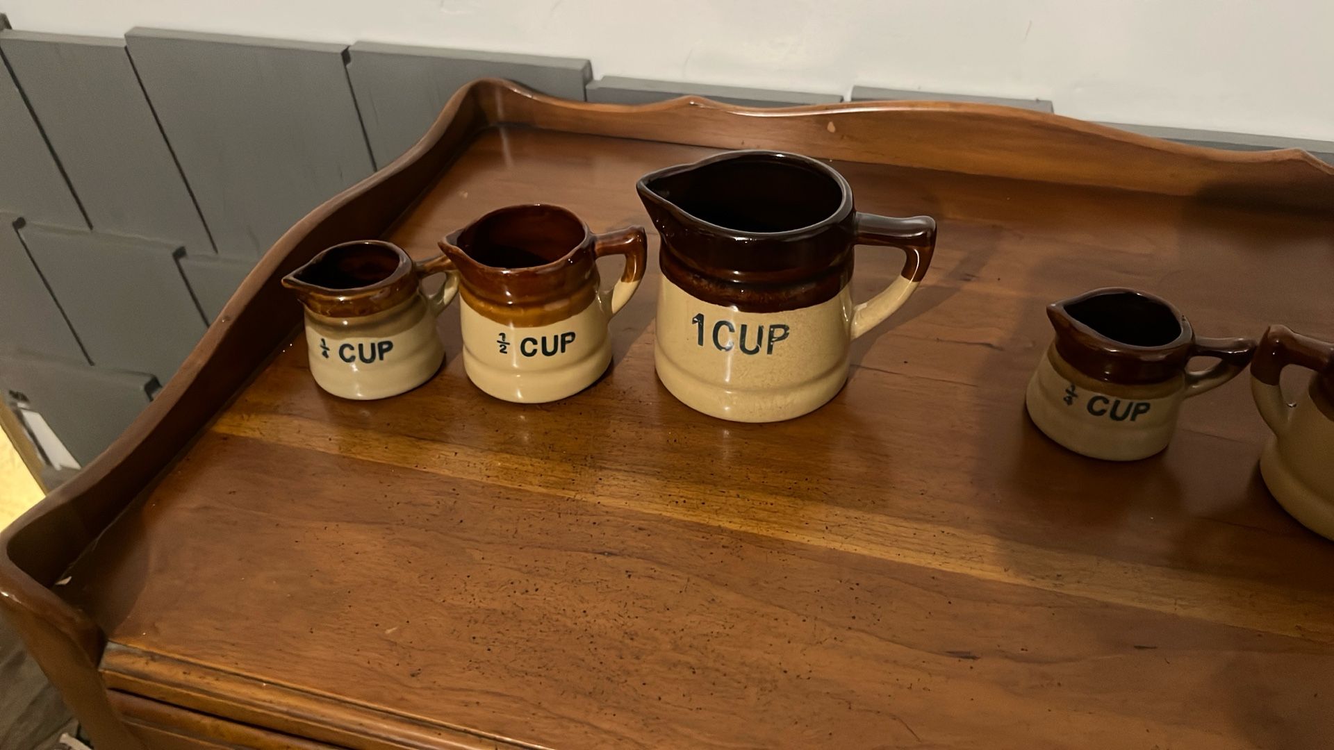 Vintage Stoneware Brown Drip Glaze Measuring Cups Set Of 3