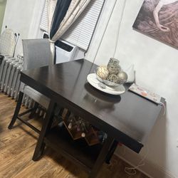 Dinning Table 