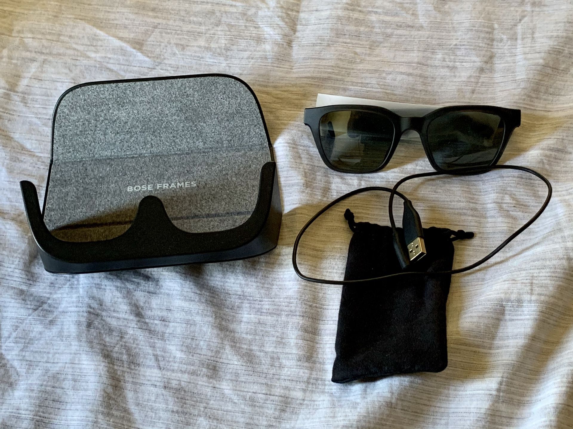 Bose Frames Alto w/ Built in Bluetooth Speakers