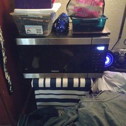 Galanz Air Fryer Microwave Combo for Sale in Virginia Beach, VA - OfferUp