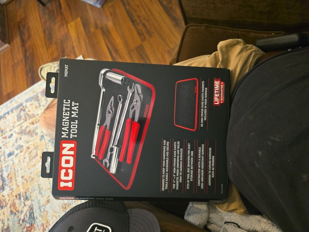 ICON magnetic tool mat and hat