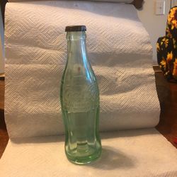 Vintage Coca-cola Glass Bottle With Top On It