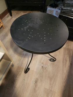 Round metal side  table