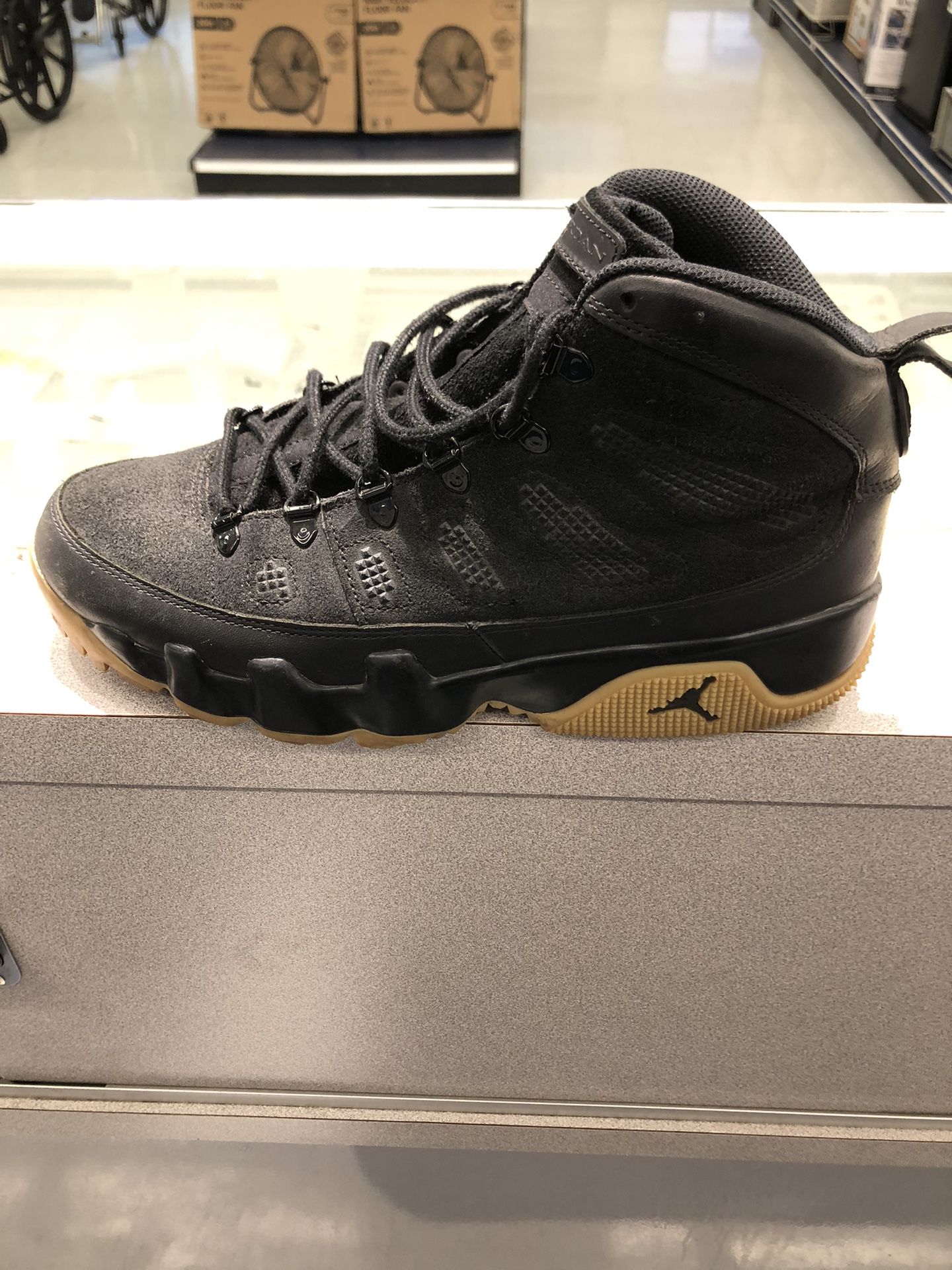 Jordan Retro 9