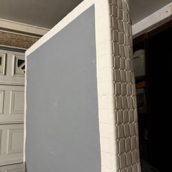 QUEEN SIZE Box Spring 