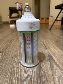 MOVING ‼️LED Corn cob light bulb