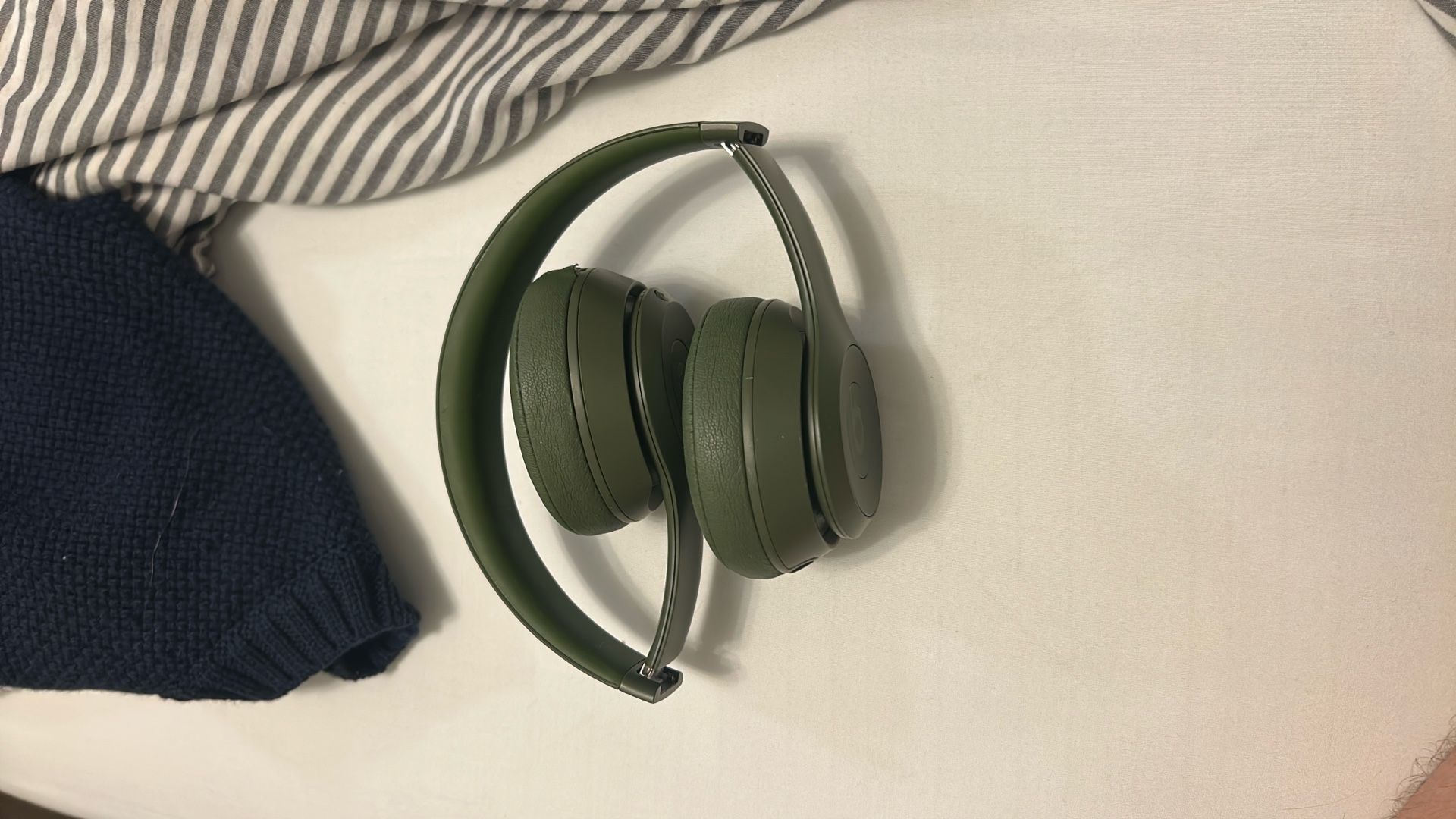 Beats Solo 3 Wireless On The Ear Headphones