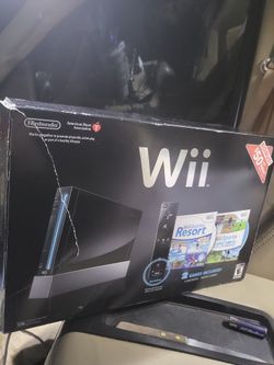 Nintendo Wii Complete In Box With Wii Sports And Sports Resort
