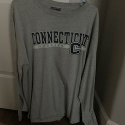 UConn Huskies - Shirt