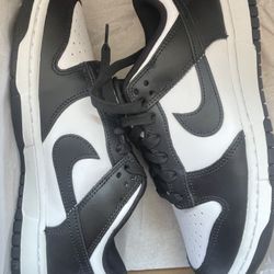 Panda Nike Dunks 