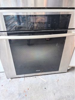 Oven