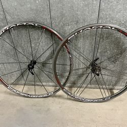 Campagnolo Shamal Ultra 2-Way Fit Wheelset 700c Road Bike Clincher / Tubeless