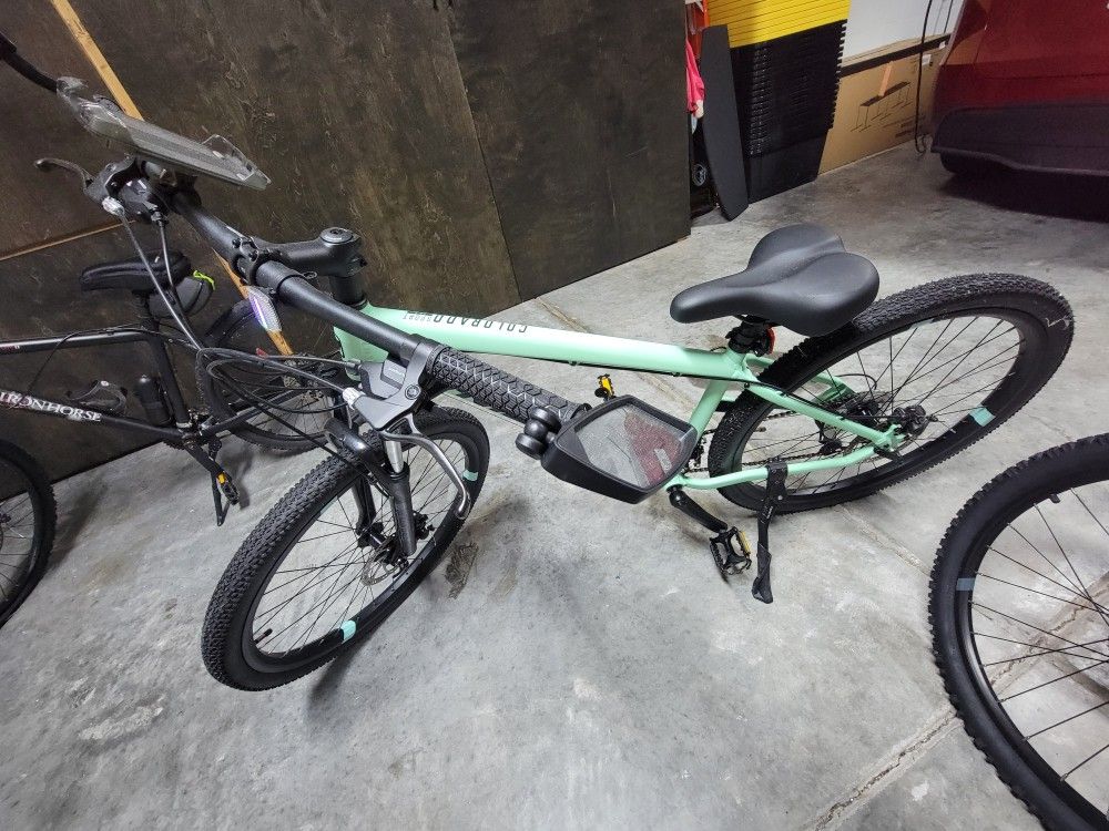 Mountain Bike Nishiki Colorado Sport Bike – Like New!