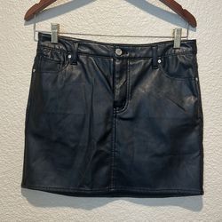 Black Faux Leather Mini Skirt – Classic Edgy Style
