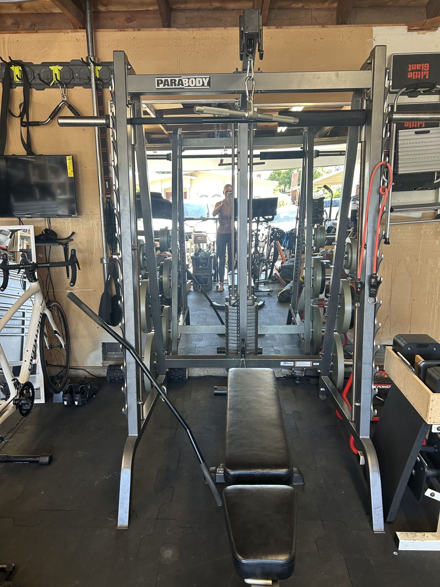 Parabody Home Gym Smith Machine Lat Pull Down Seated Row Squat Rack