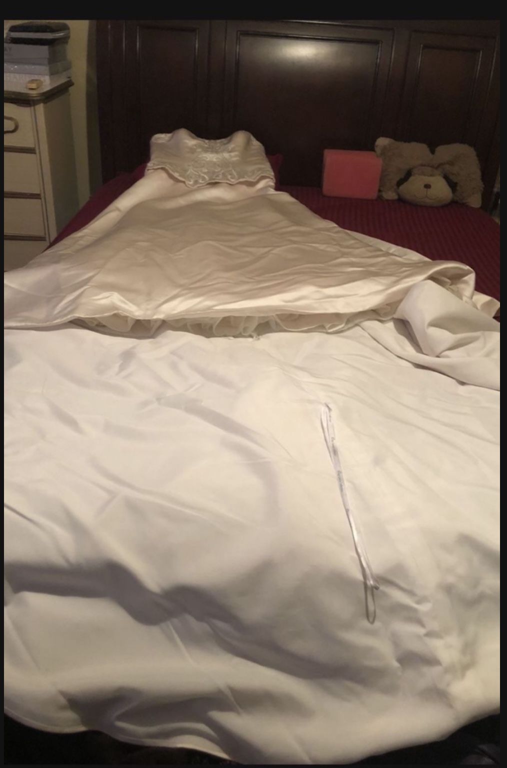 Bride suit color ivory sizes 16 new Davis Bridal