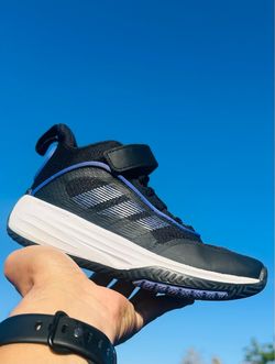 Adidas Kids' Ownthegame 3.0