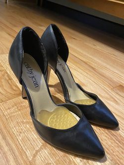 Size 6 Cathy Jean Heels