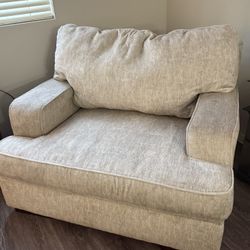 Alessandra Oversized Chair By Ashley Furniture. 