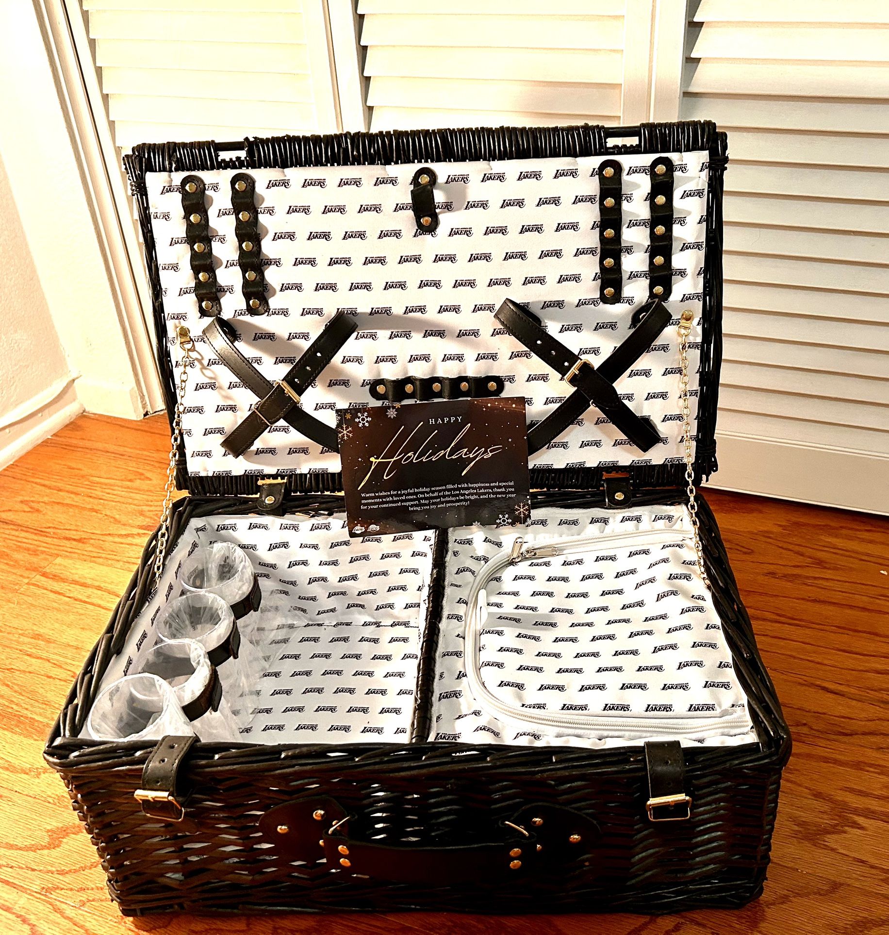 Lakers picnic Basket
