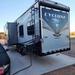 2019 Heartland Cyclone 3713