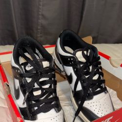 Panda Dunks 