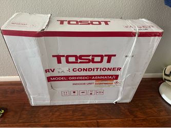 RV air conditioner